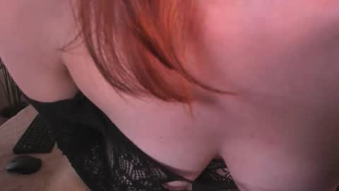 Snapshot of dearmoa chatting on September 21, 1:57 pm Moa . online show from September 21, 1:57 pm