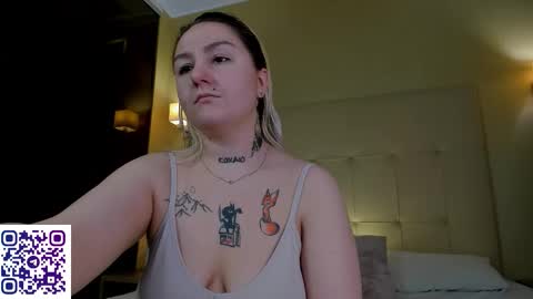 Debbie Mon Tue Fri Sun Sat GMT 3 1000am - 0400pm  online show from November 21, 6:39 pm