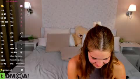 Jennifer online show from May 15, 11:45 pm