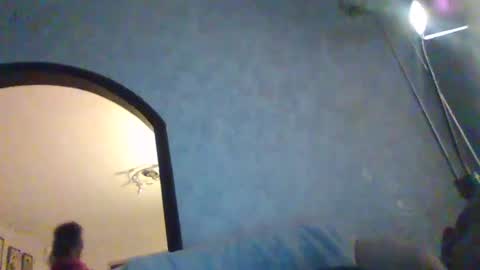 debbieian online show from December 29, 12:09 am
