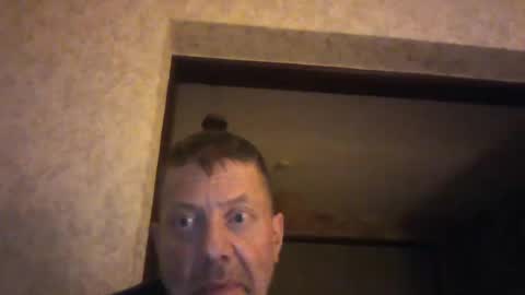 debbieian online show from December 29, 3:11 am