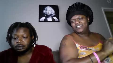 Snapshot of debo_dimples chatting on February 1, 5:11 pm DeboDimples online show from February 1, 5:11 pm