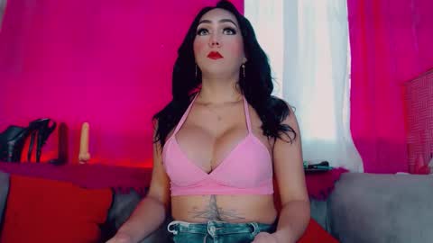 Snapshot of deboragill chatting on March 7, 10:40 pm deboragill online show from March 7, 10:40 pm