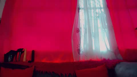 Snapshot of deboragill chatting on April 1, 9:01 pm deboragill online show from April 1, 9:01 pm