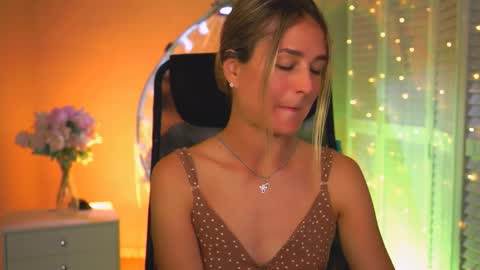 Debora online show from May 16, 10:36 am