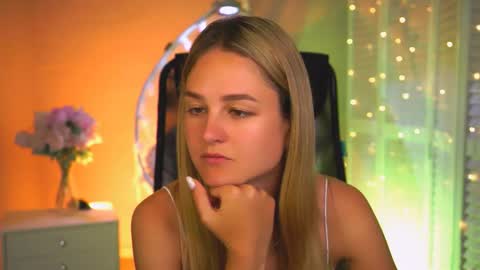 Debora online show from May 17, 3:15 am