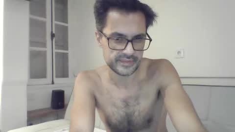 Snapshot of decchill19 chatting on October 20, 11:16 pm decchill19 online show from October 20, 11:16 pm