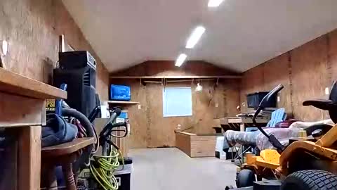 Snapshot of deception101 chatting on March 31, 11:21 am deception101 online show from March 31, 11:21 am