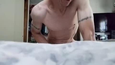 Snapshot of deception101 chatting on April 6, 12:39 pm deception101 online show from April 6, 12:39 pm