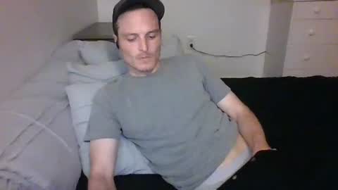 Dee4dayz online show from October 28, 2:04 am