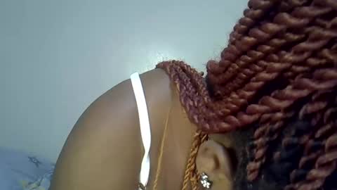 Snapshot of deechic_2 chatting on January 14, 8:36 pm deechic_2 online show from January 14, 8:36 pm