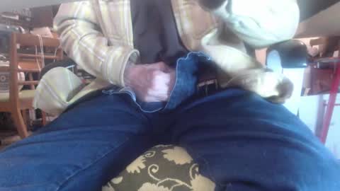 Snapshot of deeepocean chatting on February 1, 2:05 am deeepocean online show from February 1, 2:05 am