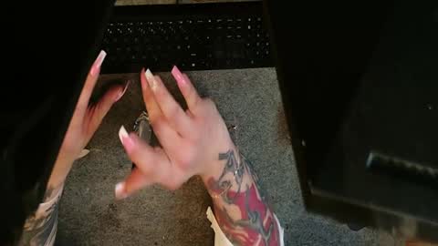 Snapshot of deeliah chatting on October 5, 12:20 am Deeliah online show from October 5, 12:20 am