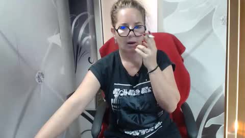 hi guys i m a cute milf i m here for good time and nice people pls be respectfool and enjoy me online show from March 13, 10:00 am