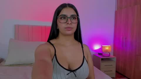 deepthroat_sweet online show from May 16, 12:18 am