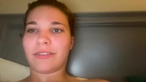 Snapshot of deepthroatqueen33 chatting on October 10, 9:30 am deepthroatqueen33 online show from October 10, 9:30 am