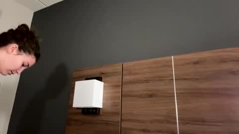 deepthroatqueen33 online show from February 27, 6:35 am