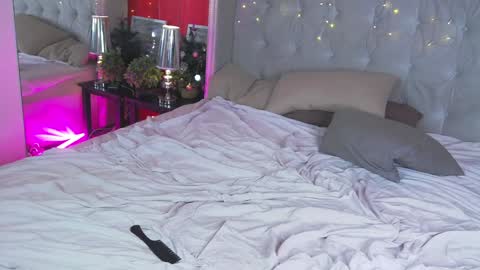 Snapshot of deficitt chatting on December 28, 12:24 pm deficitt online show from December 28, 12:24 pm