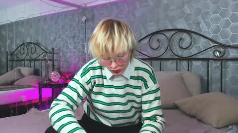 Snapshot of deficitt chatting on January 23, 8:45 pm deficitt online show from January 23, 8:45 pm