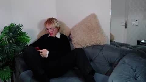 Snapshot of deficitt chatting on January 26, 8:56 pm deficitt online show from January 26, 8:56 pm