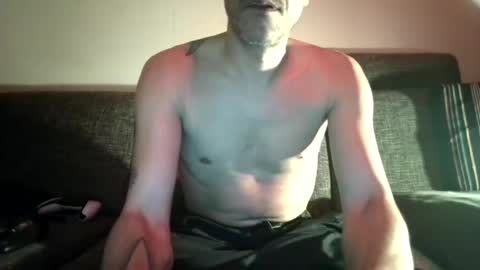 Snapshot of degrandis chatting on January 17, 9:18 pm Luka Magic online show from January 17, 9:18 pm