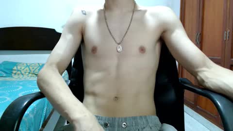 Snapshot of dei_v_48 chatting on October 21, 9:59 pm DEIVY online show from October 21, 9:59 pm