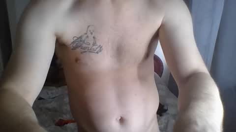 Snapshot of deins_x chatting on May 15, 12:23 pm deins_x online show from May 15, 12:23 pm