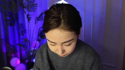 sexy bimbo little kitty asian misstress quen princes sexy girl you can just call me pleasure online show from December 20, 8:49 am