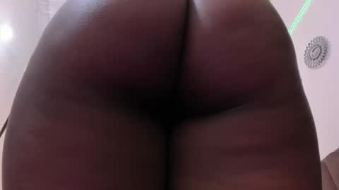 Snapshot of deisyharper chatting on February 9, 5:33 am deisyharper online show from February 9, 5:33 am