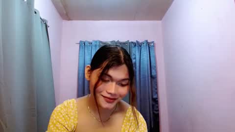miss zei online show from December 4, 8:45 am