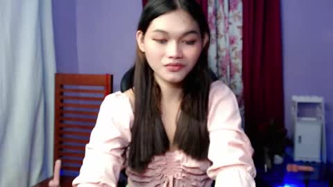 miss zei online show from January 2, 10:16 am