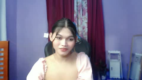 miss zei online show from January 2, 7:40 pm