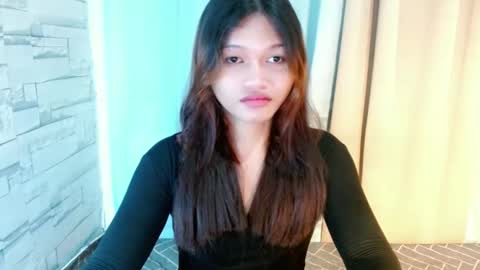 miss zei online show from January 15, 8:16 pm