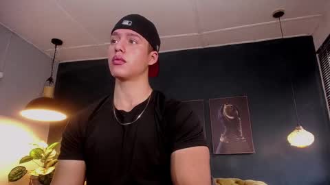 Snapshot of deivid_parker chatting on October 17, 2:30 pm Deivid online show from October 17, 2:30 pm