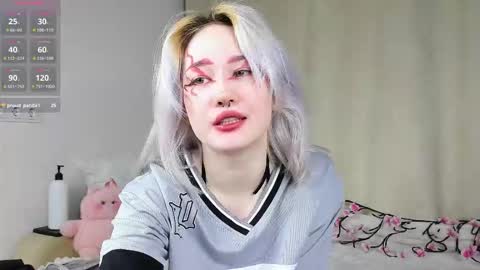 Snapshot of delciepfost chatting on January 17, 5:12 am Rana online show from January 17, 5:12 am