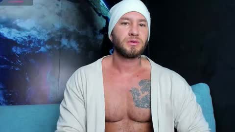 Delessandro online show from February 22, 9:57 pm