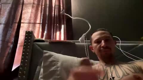 Snapshot of delgadomalo13 chatting on December 1, 7:58 pm delgadomalo13 online show from December 1, 7:58 pm