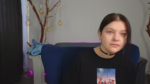 Snapshot of deliaeffy chatting on March 21, 1:48 pm deliaeffy online show from March 21, 1:48 pm