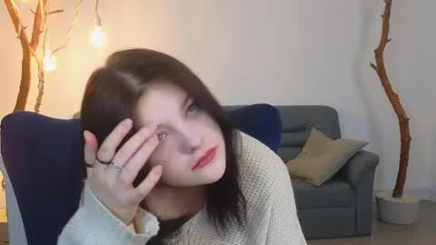 Snapshot of deliaeffy chatting on April 3, 12:58 pm deliaeffy online show from April 3, 12:58 pm