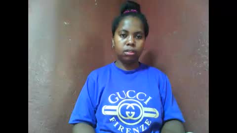 Snapshot of deliah712909 chatting on December 27, 8:24 am deliah712909 online show from December 27, 8:24 am
