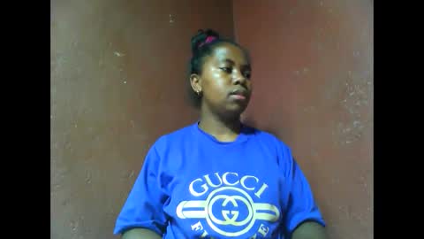 Snapshot of deliah712909 chatting on December 27, 2:33 pm deliah712909 online show from December 27, 2:33 pm
