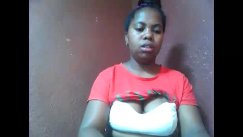 Snapshot of deliah712909 chatting on January 3, 1:25 pm deliah712909 online show from January 3, 1:25 pm