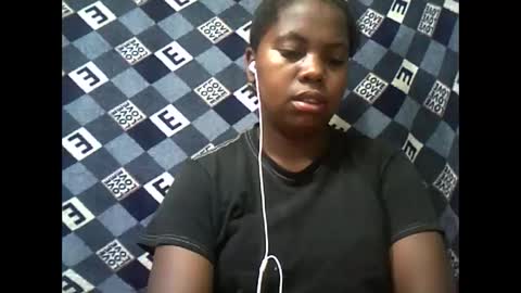 Snapshot of deliah712909 chatting on January 11, 6:33 pm deliah712909 online show from January 11, 6:33 pm