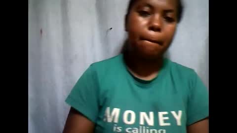 Snapshot of deliah712909 chatting on January 18, 7:38 am deliah712909 online show from January 18, 7:38 am