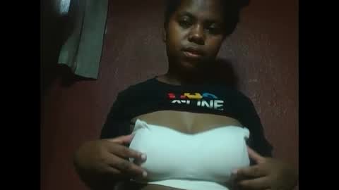 Snapshot of deliah712909 chatting on March 2, 10:24 am deliah712909 online show from March 2, 10:24 am