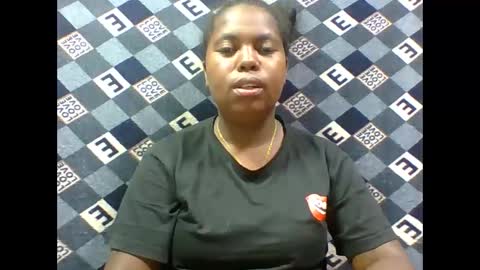 deliah712909 online show from October 18, 8:37 am