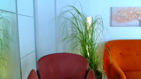 Snapshot of deliciaalove chatting on February 13, 8:45 pm deliciaalove online show from February 13, 8:45 pm