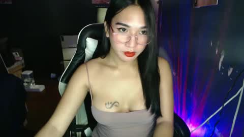 Snapshot of delicious_violaxx chatting on February 14, 8:52 am Pinay youngirlxxx online show from February 14, 8:52 am