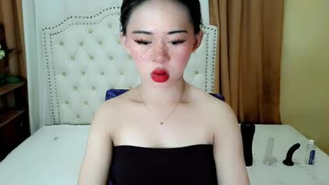 Sophie online show from June 28, 3:01 am