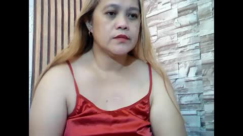 Snapshot of deliciousmel4u chatting on January 9, 3:15 am mel online show from January 9, 3:15 am
